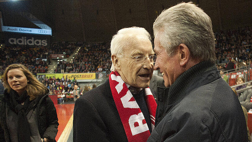 Kennen sich schon lange: Edmund Stoiber und Jupp Heynckes (rechts).