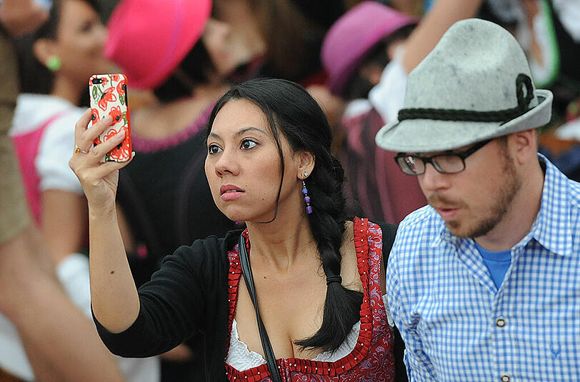 Besucher aus aller Welt zieht das Münchner Oktoberfest an - die unterschiedlichsten Typen.