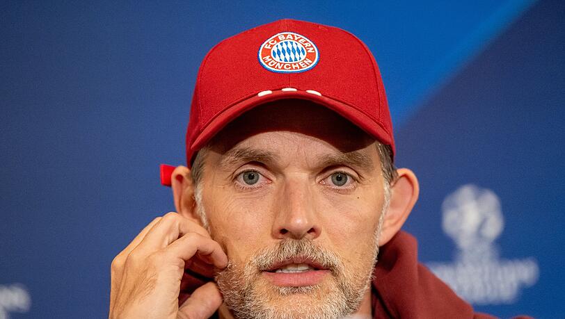 Trainer Thomas Tuchel vom FC Bayern München nimmt an einer Pressekonferenz teil.