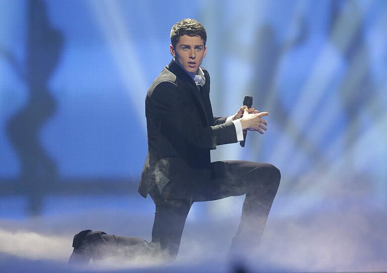 Mit ihrem mystischen Popsong &bdquo;Euphoria&ldquo;gewann die Sängerin Loreen im Finale in Baku. Roman Lob belegte am Ende einen guten achten Platz. Aber auch die Auftritte der anderen Nationen waren wie immer sehenswert. Die besten Bilder vom ESC-Finale aus Baku!