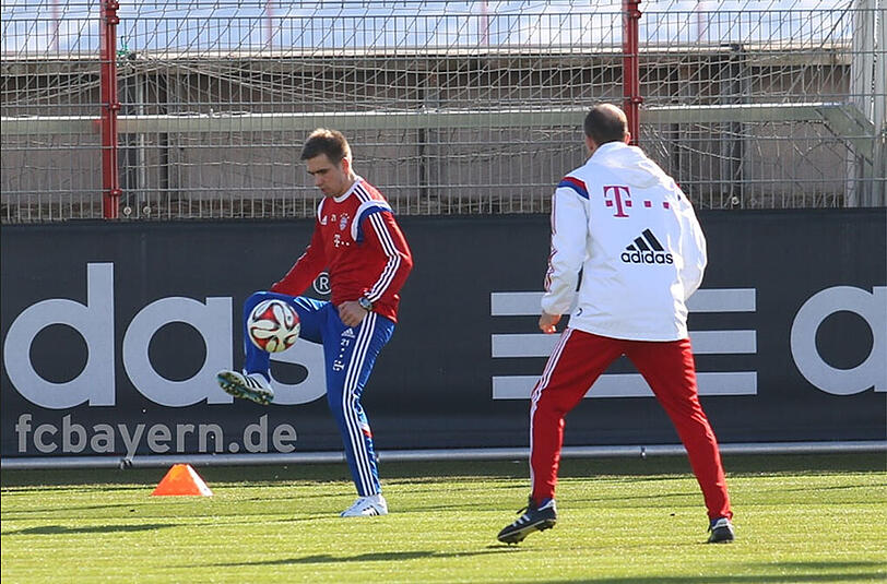 Erstmals wieder am Ball: Bayern-Kapitän Philipp Lahm.