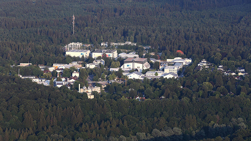 Kleinstadt im Grünen: die Bavaria Filmstudios.