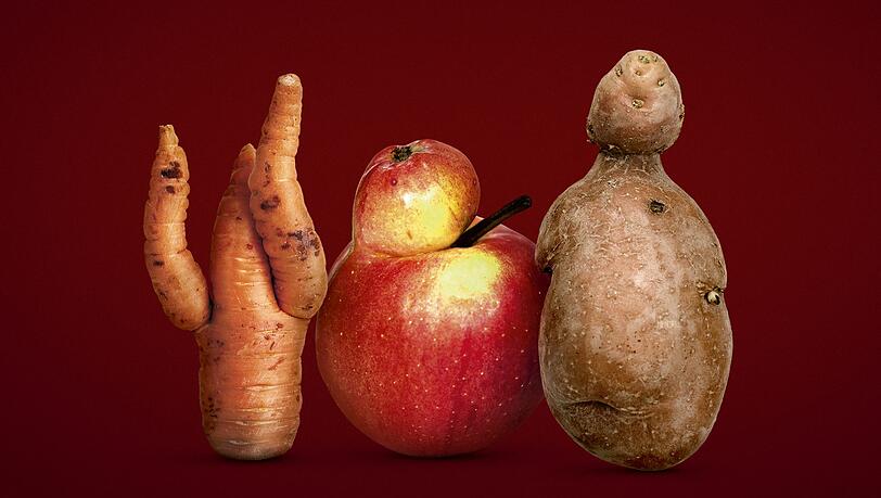 "Die etwas anderen": Kaufland verkauft testweise Obst und Gemüse mit optischen Mängeln. "Die etwas anderen": Kaufland verkauft testweise Obst und Gemüse mit optischen Mängeln.