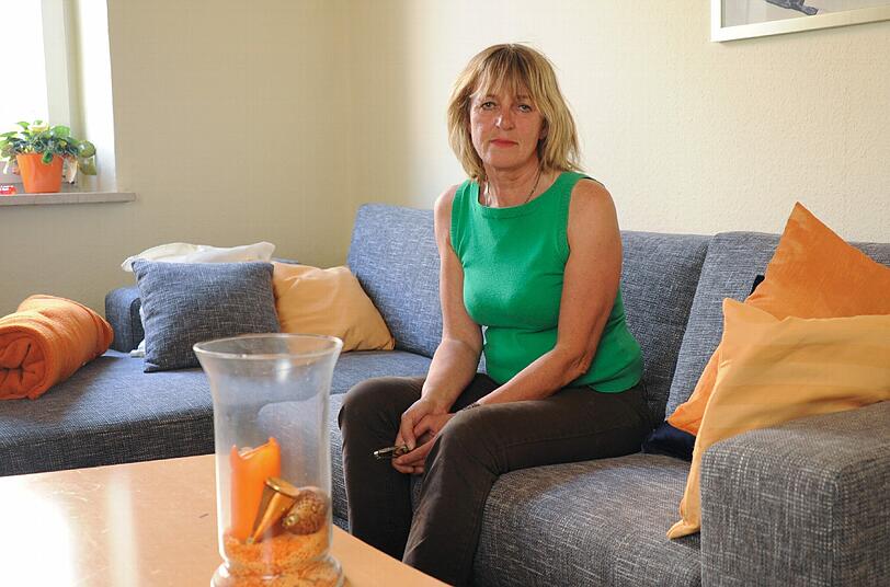 Michaela L. könnte sich die sanierte Wohnung nicht leisten.