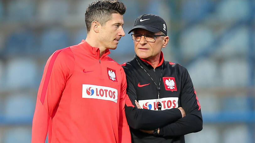 Vertraute in der polnischen Nationalmannschaft: Robert Lewandowski (li.) vom FC Bayern und Nationalcoach Adam Nawalka.