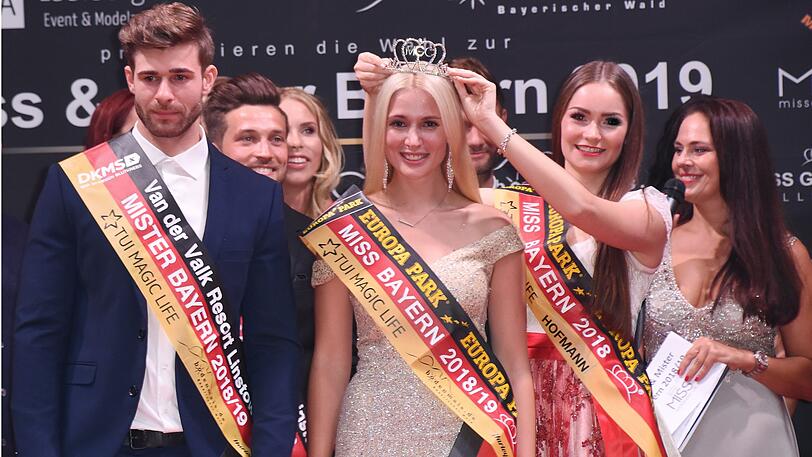 Krönung der Schönsten: Verena Mann und Marco Schmidt wurden zu Miss und Mister Bayern 2019 gewählt.