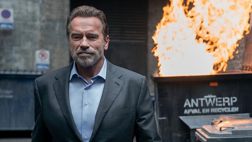 Action-Star Arnold Schwarzenegger lässt es in "Fubar" noch einmal richtig krachen