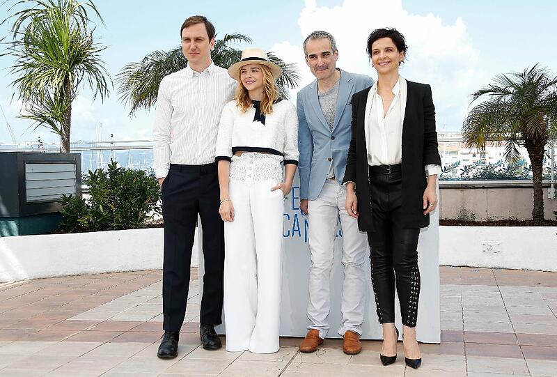 von linsk: Lars Eidinger, Chloe Grace Moretz, Olivier Assayas und Juliette Binoche