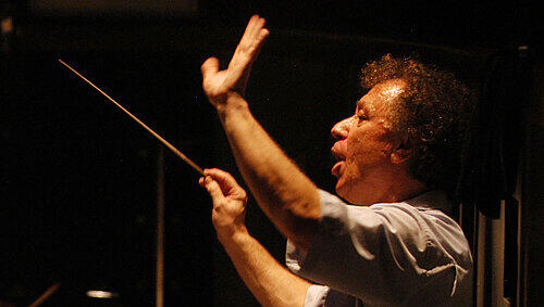 Bei der Probe: Philharmoniker-Chef Christof Prick. Bei der Probe: Philharmoniker-Chef Christof Prick.