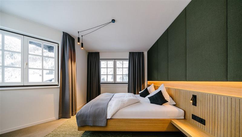 Elegant mit hellem Holz: ein Blick in die Apart Suiten. Elegant mit hellem Holz: ein Blick in die Apart Suiten.