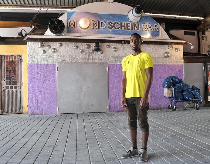 Die &bdquo;Mondscheinbar&ldquo; in der Münchner &bdquo;Kultfabrik&ldquo;. Hier wollte Student Manuel feiern &ndash; und durfte wegen seiner Hautfarbe nicht rein. Das Bild hat die AZ einige Tage später aufgenommen.