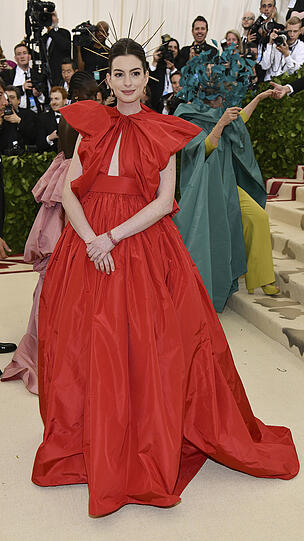 Anne Hathaway.