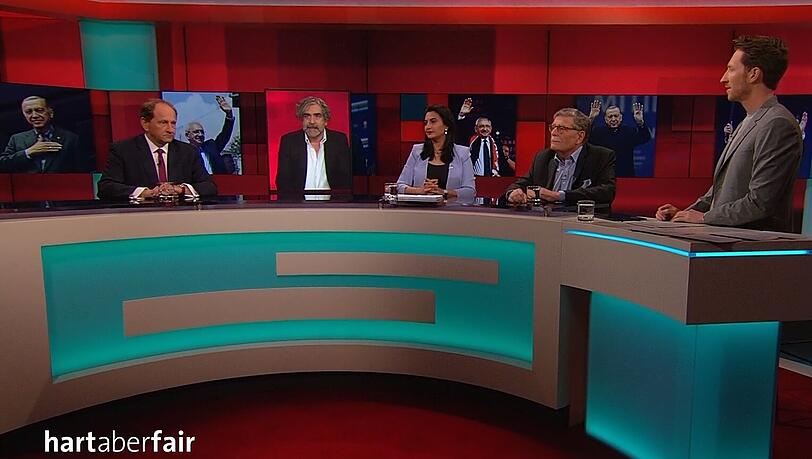 Bei "Hart aber fair" ging es am Montag um die Wahl in der Türkei. 65 Prozent der Deutsch-Türken wählten Erdogan. Bei "Hart aber fair" ging es am Montag um die Wahl in der Türkei. 65 Prozent der Deutsch-Türken wählten Erdogan.