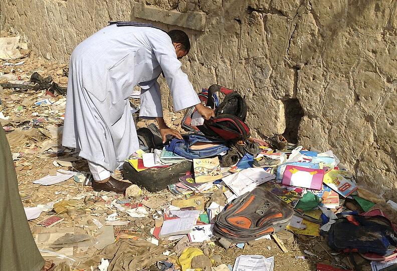 Bei dem Busunglück wurden mindestens 49 kleine Kinder getötet. Ägypten trauert.