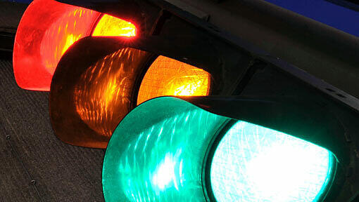 Die Ampel auf unserem Symbolbild funktioniert - 58 Ampeln in München fielen überraschend aus. Die Ampel auf unserem Symbolbild funktioniert - 58 Ampeln in München fielen überraschend aus.