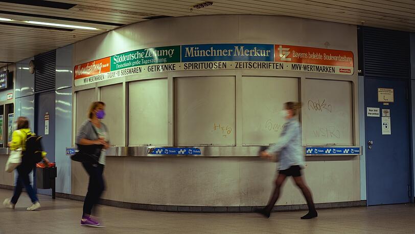 Auch am Max-Weber-Platz sind die Schotten schon lange dicht.
