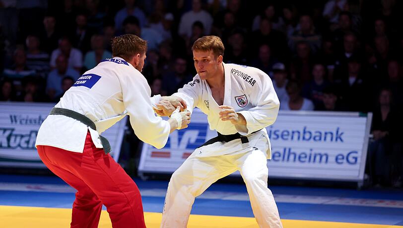 Deutschlands Olympia-Starter Timo Cavelius (r) wurde Opfer einer Prügel-Attacke. (Archivfoto) Deutschlands Olympia-Starter Timo Cavelius (r) wurde Opfer einer Prügel-Attacke. (Archivfoto)