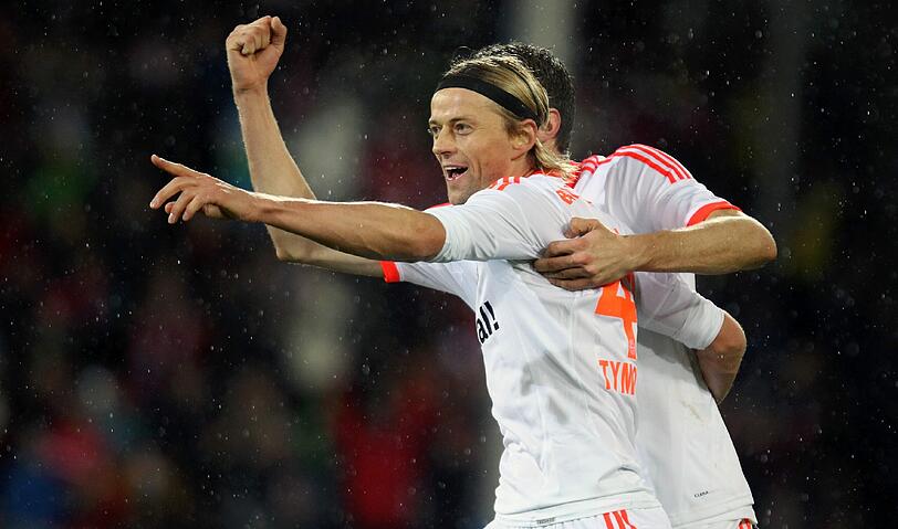 5.: Freiburg - FCB 0:2. Seltenes Tor von Tymoshchuk, Bayern ist Herbstmeister.