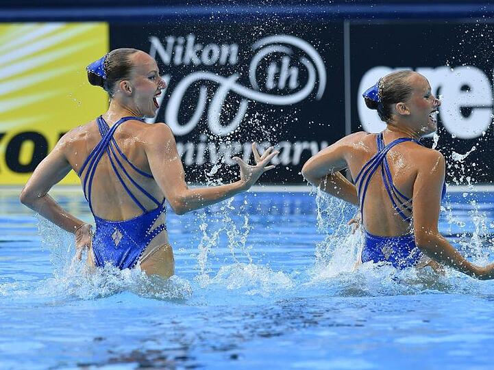 Marlene Bojer und Daniela Reinhardt aus Deutschland in Aktion. Foto: Zsolt Czegledi/Archivbild