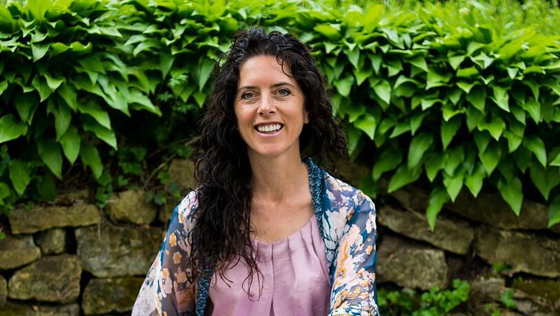 Jill Crista macht in ihrem Buch "Nie wieder Schimmel" auf die Gefahren von Schimmel in der Wohnung aufmerksam. Jill Crista macht in ihrem Buch "Nie wieder Schimmel" auf die Gefahren von Schimmel in der Wohnung aufmerksam.