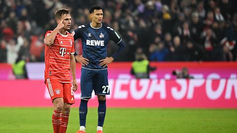 Der FC Bayern München kam durch Joshua Kimmich (l) zu einem spätem Punktgewinn.