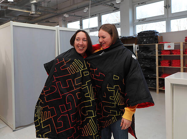 Ein sehr gutes Team: Emma Aicher und Kira Weidle-Winkelmann