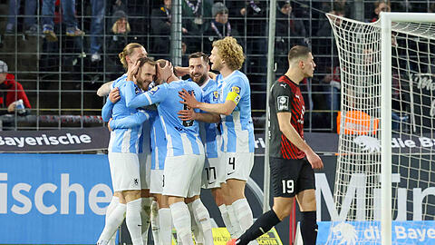 Grund zum Jubel beim TSV 1860: Die Löwen bleiben unter Trainer Giannikis auch gegen den FC Ingolstadt ungeschlagen.