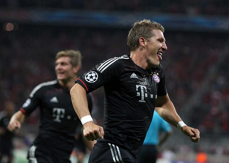 Er war irgendwie alles am Mittwoch: Bastian Schweinsteiger, der Rückkehrer, Erlöser, Spielmacher, Torschütze. Die Bilder