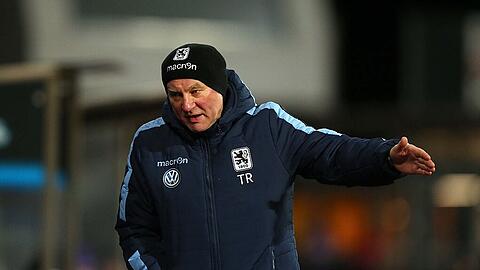 Will nach der Winterpause nicht mehr so oft meckern müssen: Löwen-Trainer Benno Möhlmann.