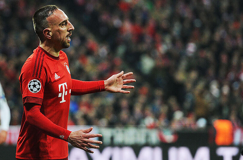 Franck Ribéry: Note 4. Warmspielen für Atlético ab der 57. Minute. Der Franzose durfte mal ganz zentral in der Offensive ran. Schwache Kopfballvorlage in die Mitte (73.), da hätte mehr entstehen müssen.