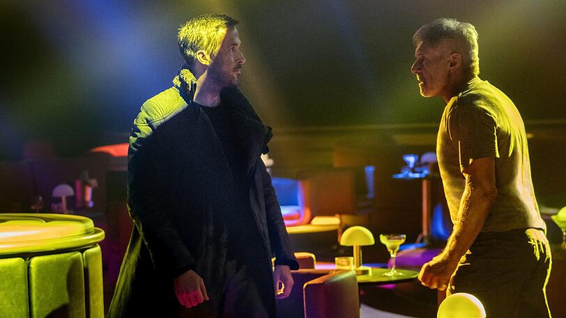Nach der Klimakatastrophe: K (Ryan Gosling) trifft auf Harrison Ford, der schon im Original von 1982 mitspielte.