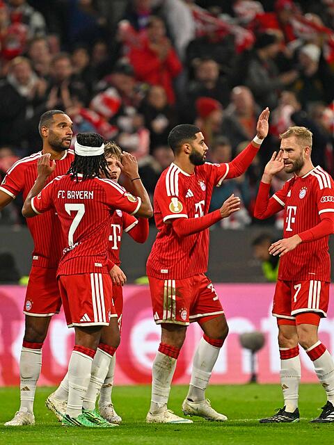 Die Bayern jubelten nach dem Treffer von Neuzugang Ismael Saibari.