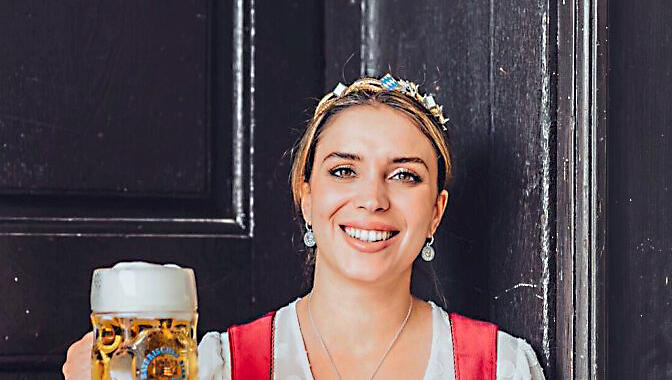Bierkönigin Anna Winkler wurde im Mai gewählt. Bierkönigin Anna Winkler wurde im Mai gewählt.