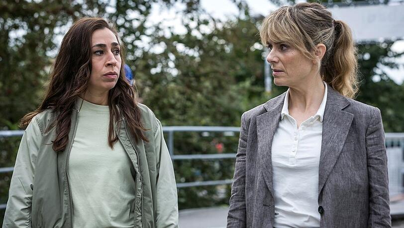 "Tatort: K&ouml;nige der Nacht": Im letzten neuen Fall der aktuellen Sonntagskrimi-Saison ermitteln Ott (Carol Schuler, l.) und Grandjean (Anna Pieri Zuercher) in Z&uuml;rich.