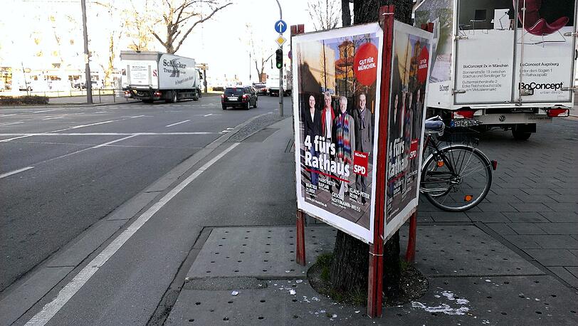 Die SPD und ihr Schmalspur-Plakat in der Sonnenstraße.