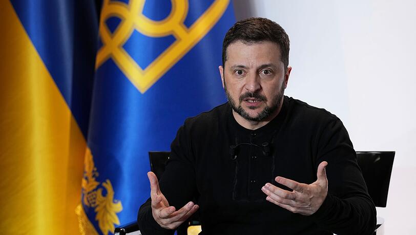 Der ukrainische Präsident Selenskyj wirft Moskau vor, trotz einer anderslautenden Abmachung weiter ukrainische Energieanlagen zu beschießen.