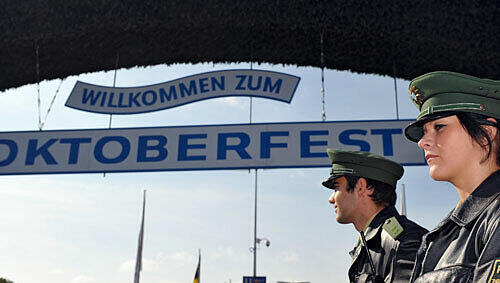 Viel zu tun hat die Polizei auf der Wiesn Viel zu tun hat die Polizei auf der Wiesn