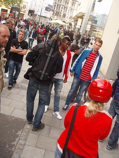 David Alaba und Holger Badstuber machen bei einem Videodreh München unsicher.