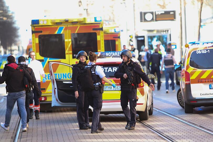 In Mannheim kommt es derzeit zu einem großen Polizeieinsatz.
