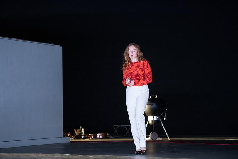 Brigitte Hobmeier in den "Sommergästen"-