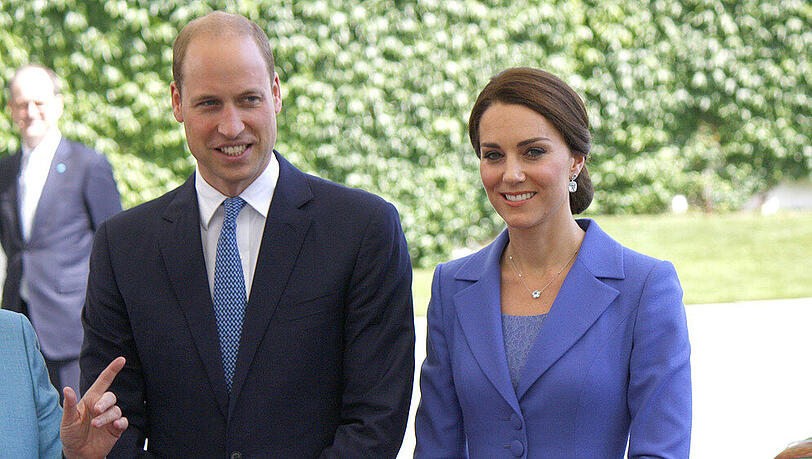 Beim Besuch eines Londoner Corona-Callcenters verschafften sich Prinz William und Kate einen Überblick über die aktuelle Lage Beim Besuch eines Londoner Corona-Callcenters verschafften sich Prinz William und Kate einen Überblick über die aktuelle Lage