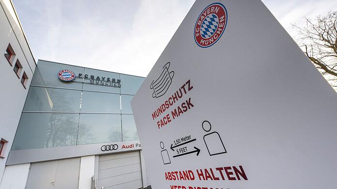 Die Bayern warten gespannt auf die Ergebnisse der PCR-Tests.