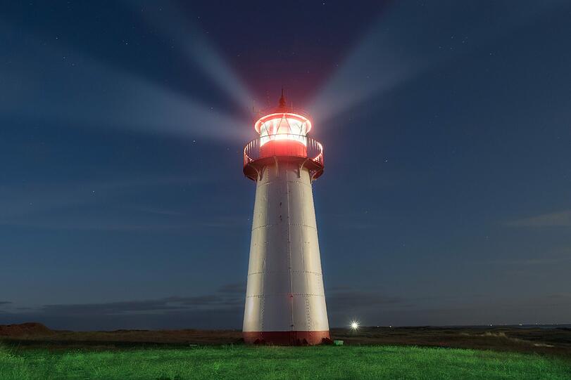 Lightpainting &ndash; dabei verlässt der Fotograf während der Aufnahme den Standpunkt hinter dem Stativ und wird zum Akteur in Bewegung.