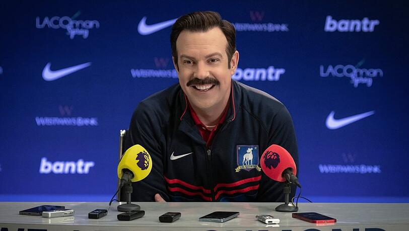 Jason Sudeikis als Ted Lasso in der gleichnamigen Serie von Apple TV+.