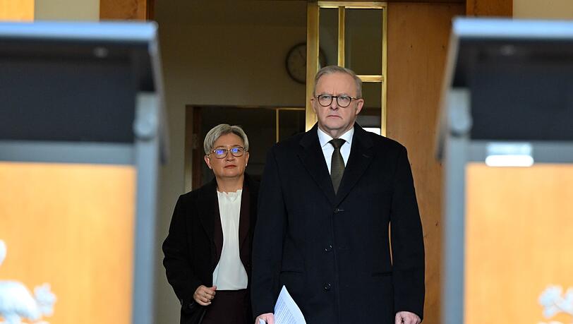 Australiens Premier Anthony Albanese schließt sich Frankreich und Kanada an.