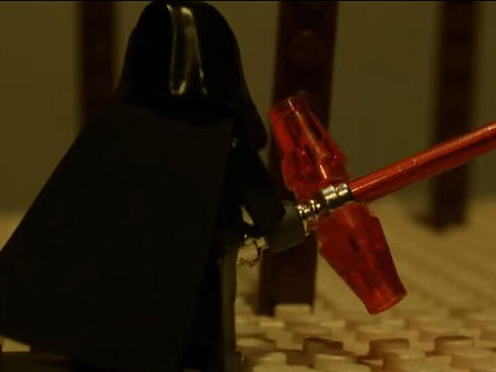 So sieht die Lego-Version des im Netz kontrovers diskutierten Sith-Lords aus