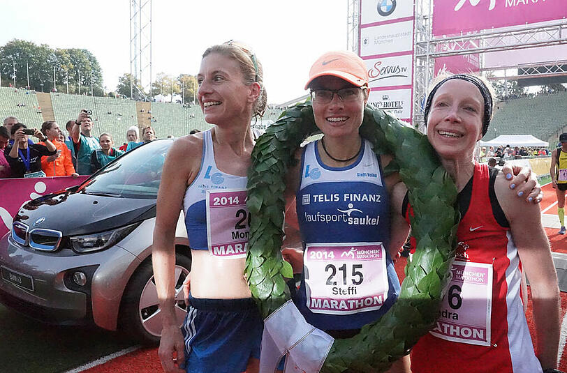 Rund 20.000 Teilnehmer waren am Sonntag beim München Marathon auf den Beinen. Die Bilder vom Marathon und Staffel-Lauf.