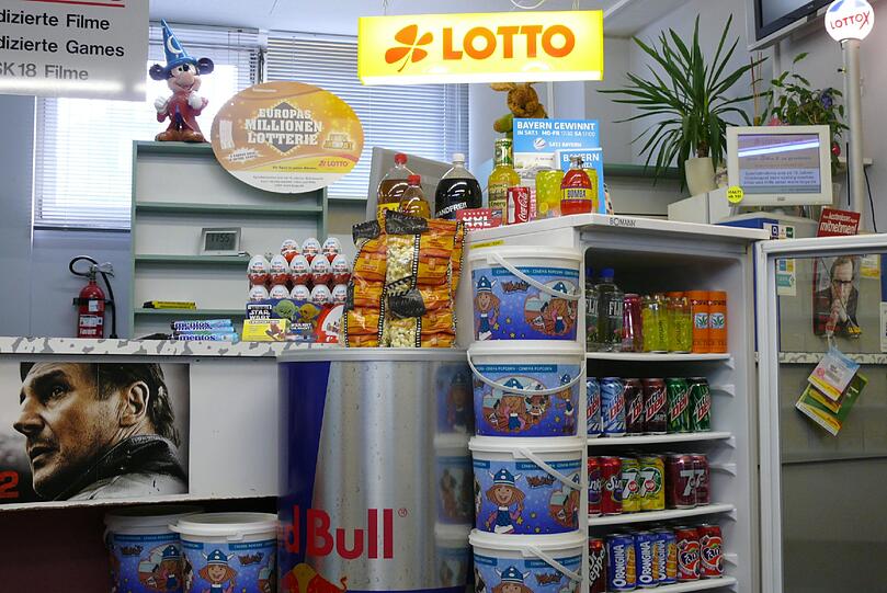 Ein Lottogeschäft am Sendlinger tor räumten die Einbrecher aus. (Symbolbild)