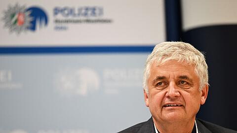 Michael Esser, Leiter der Kriminalpolizei K&ouml;ln, will mit seinen Leuten weiter ermitteln.