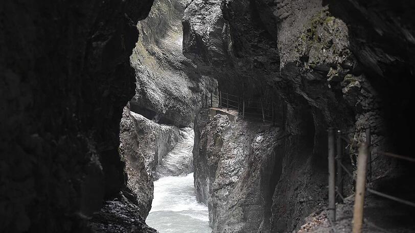 Die Schäden in der Partnachklamm sind massiv...